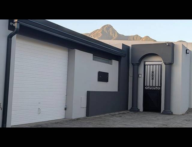 2 BEDROOM HOUSE FOR SALE IN CAMPHERS DRIFT